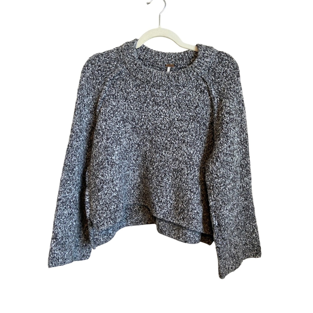 Free People Grey Salt and Pepper Marl Boucle Cropped Relaxed Sweater Small